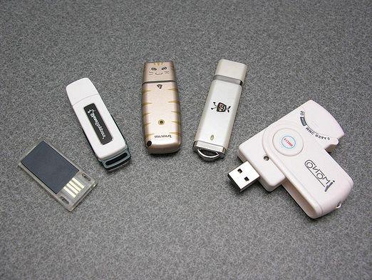 วิธีการดาวน์โหลดเพลงลงใน USB flash drive?